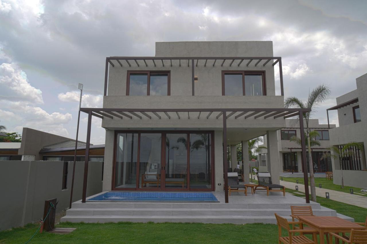 Araya Beach Casas Batangas Ngoại thất bức ảnh